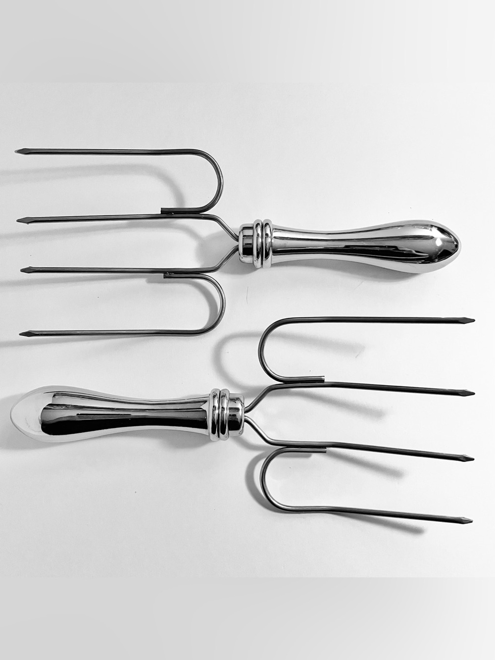 Vintage AMCO 4-Tine CHROMED Meat-Turkey LIFTING FORKS / Great For Carving